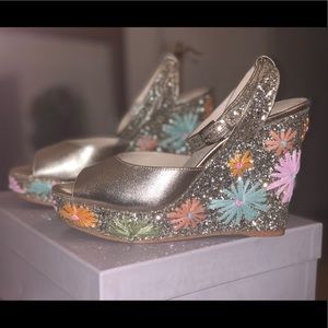 💥💥SALE💥💥BN Gorgeous Botkier Jessie Floral 💥💥